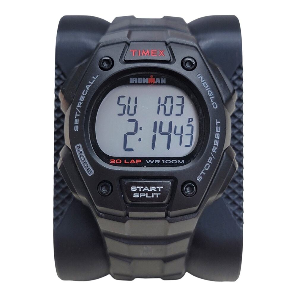 Timex Ironman Classic 30 Lap Digital Sport Watch Black Indiglo 100M Chrono